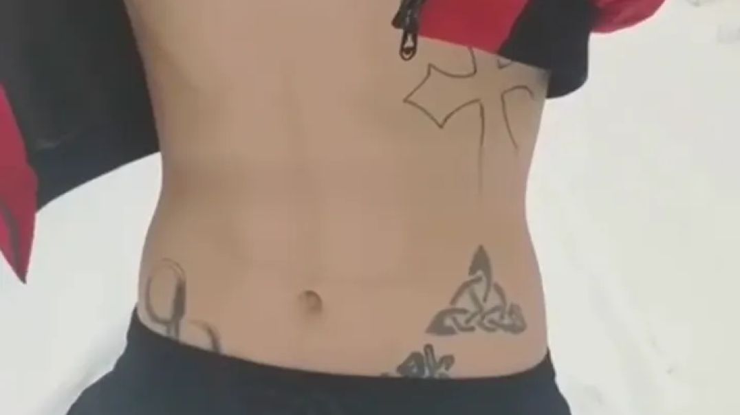 Спортики отпиздили русского наркокурьера за воровство веса⚡️ЛØГØВØ СПØРТИКА 🔞